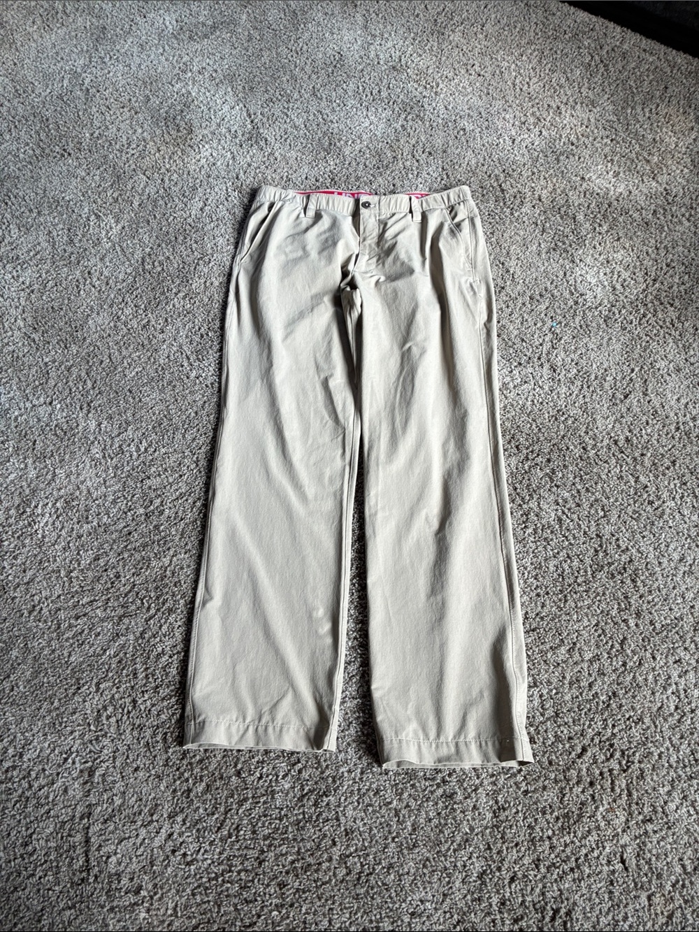 Under Armour Men's Chino Pants in Light Beige